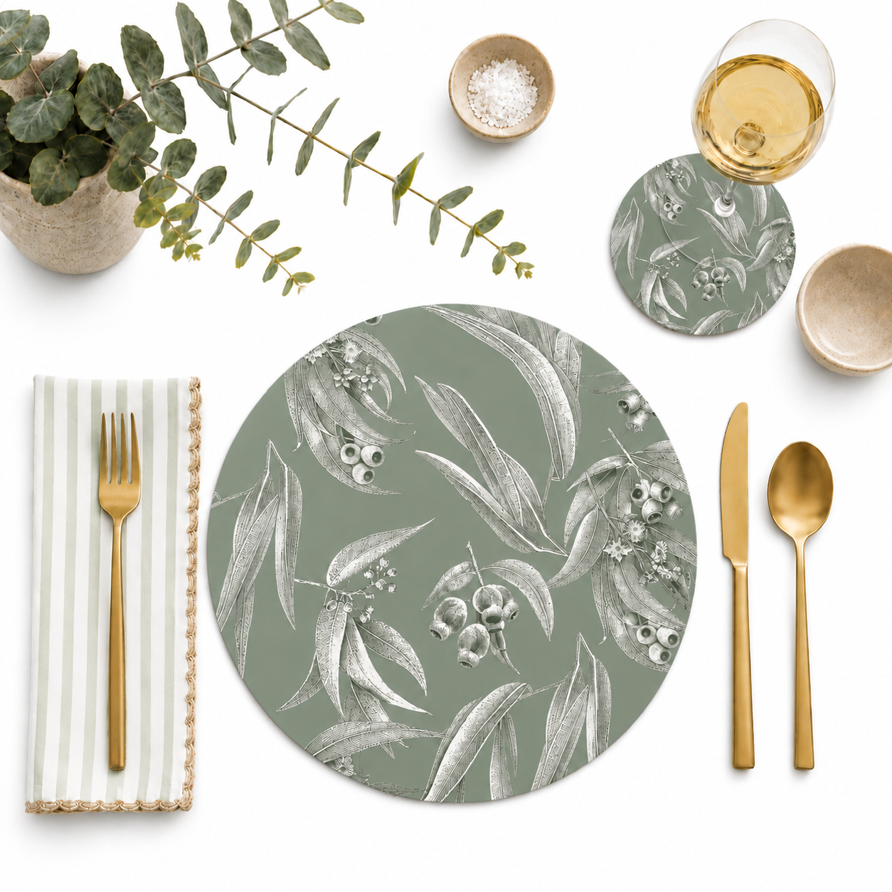 Silvergum Australian Native Round Placemats – Set of 4 or 6